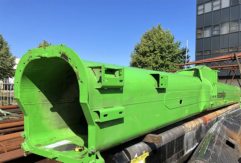 Sennebogen telescopic boom before restoration at our depot